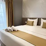호텔 Alko Bushat 4*
