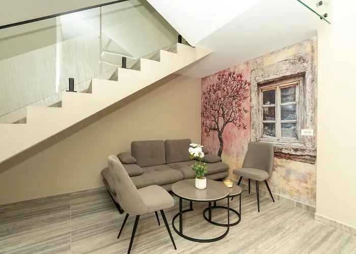 Alko Bushat Hotel 4*